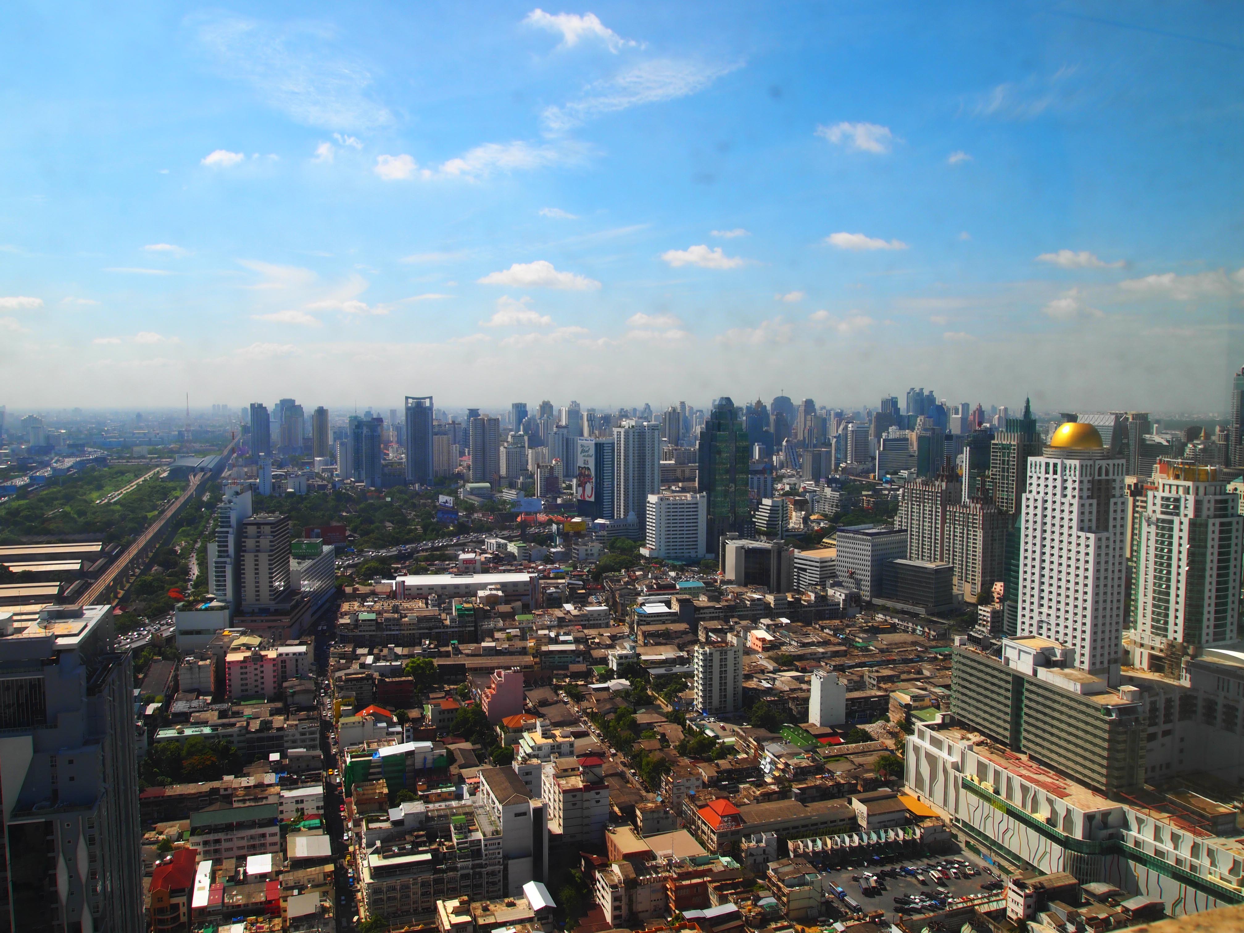 Над бангкоком. Бангкок население 2023. Бангкок население 2020. Бангкок численность населения 2022. Население Бангкока 2022.